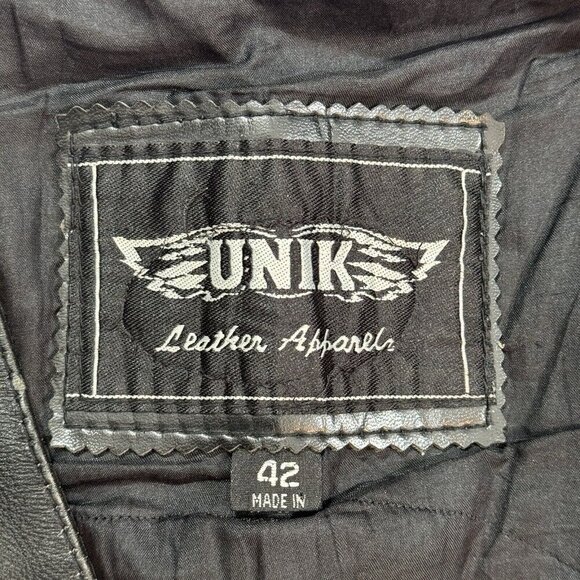 UNIK Men's Black Leather Motorcycle Vest Sz 42 Snaps Lace-Up Sides Pockets Biker - Picture 16 of 16